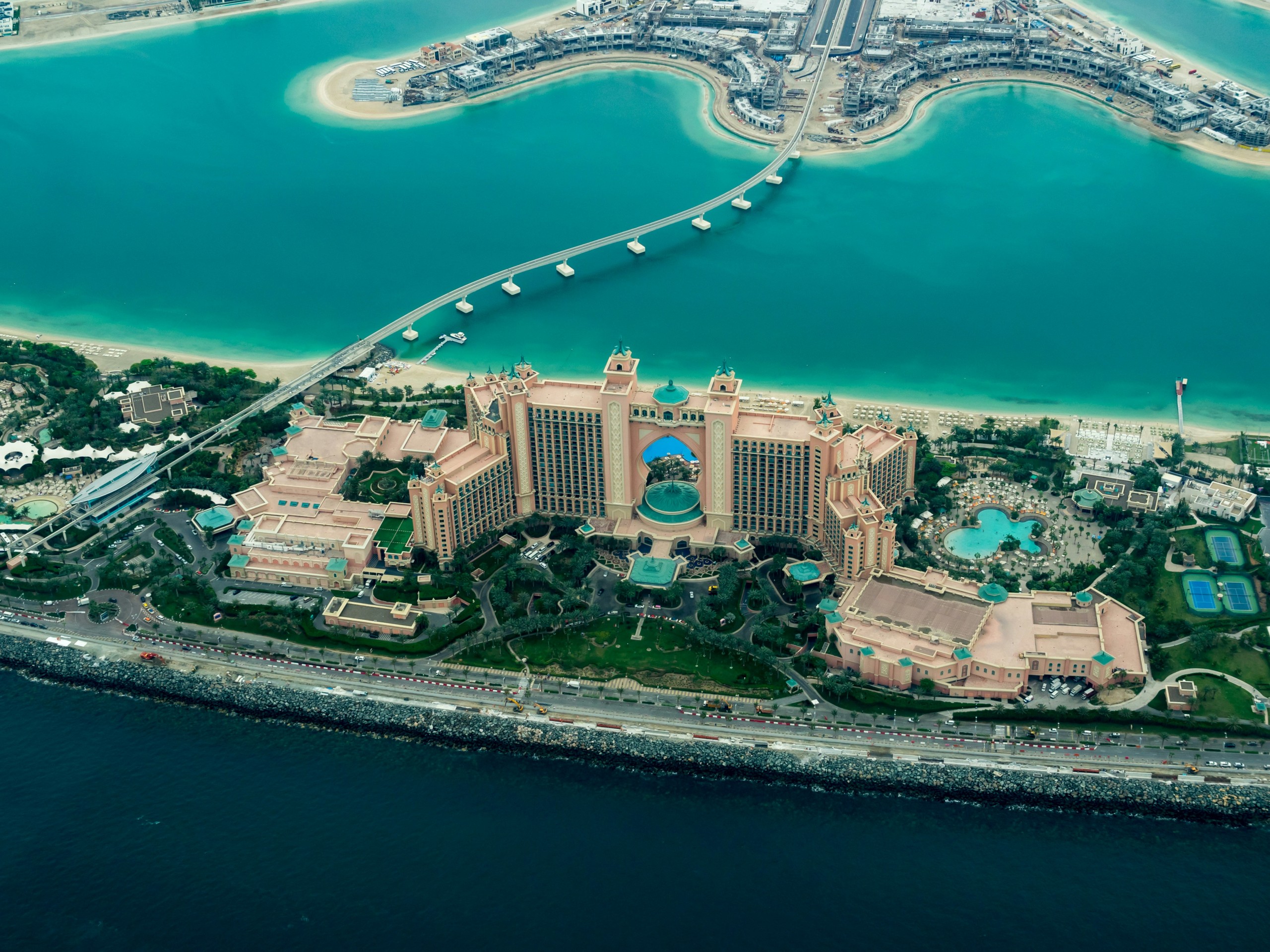 Business redomiciliation in the UAE